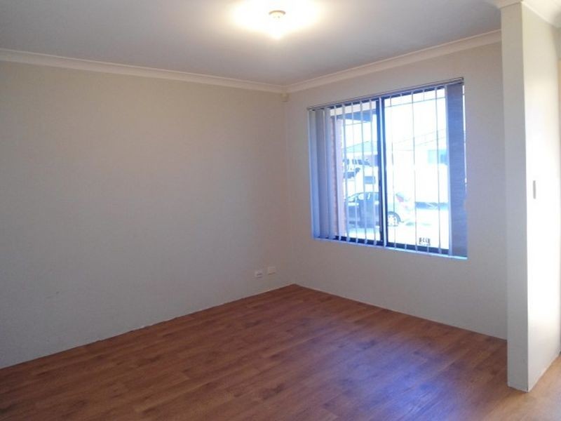 5 Wirrah Way, Warnbro WA 6169