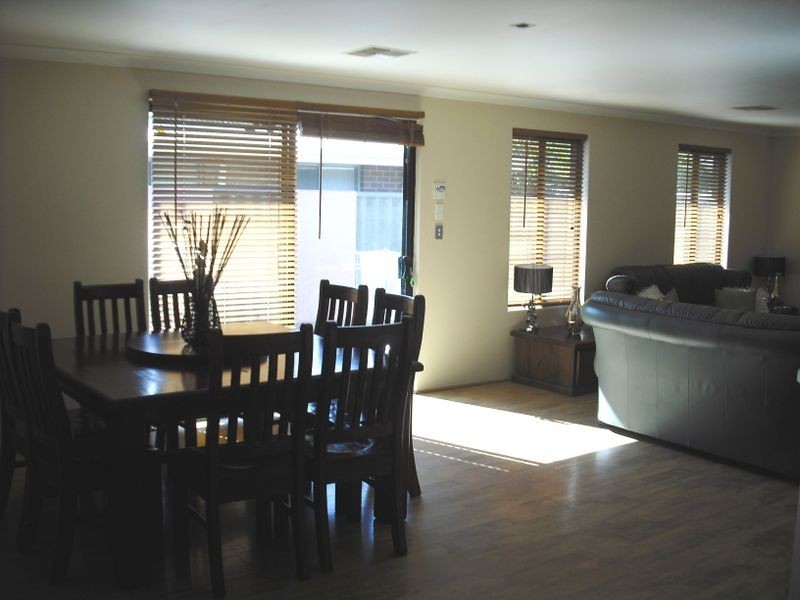 4 Genoa Place, Secret Harbour WA 6173