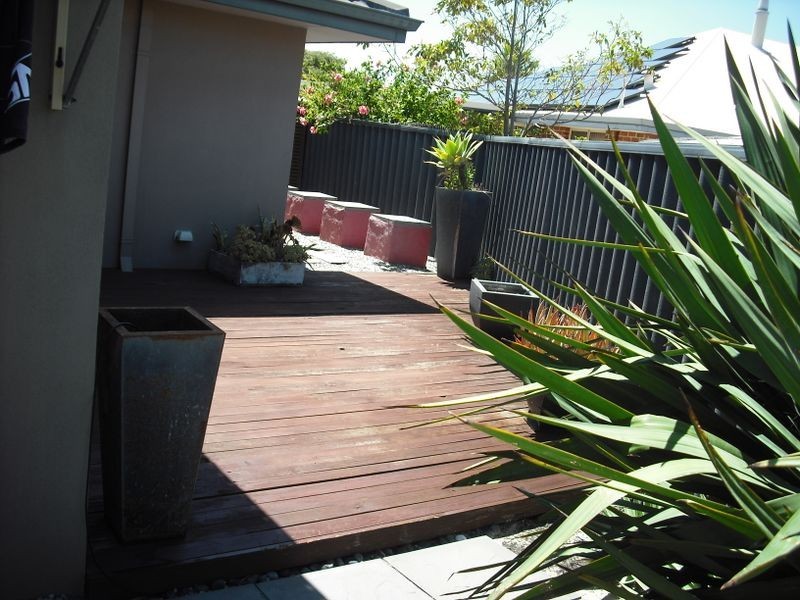 4 Genoa Place, Secret Harbour WA 6173