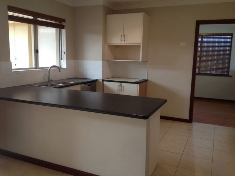 170 Crystaluna Drive, Golden Bay WA 6174