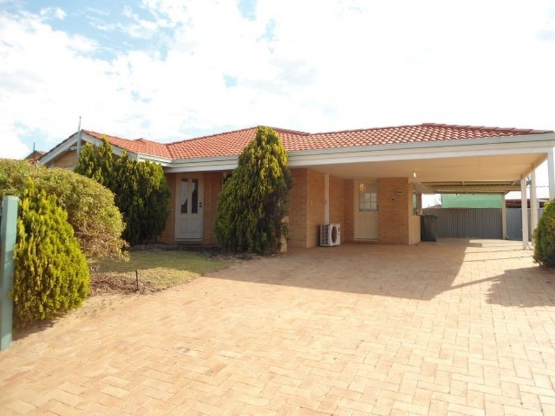 10 Porto Novo Mews, Secret Harbour WA 6173