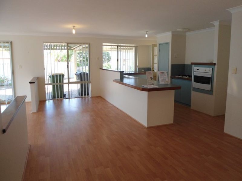 10 Porto Novo Mews, Secret Harbour WA 6173