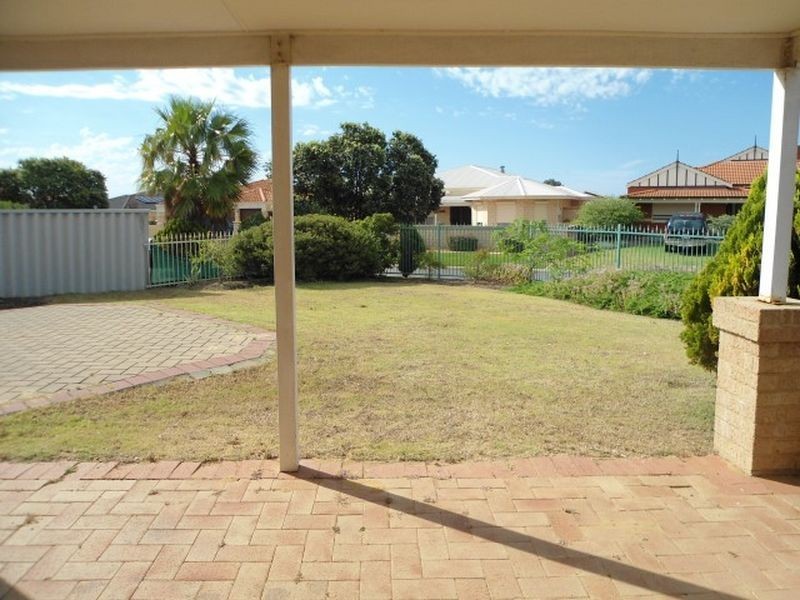 10 Porto Novo Mews, Secret Harbour WA 6173