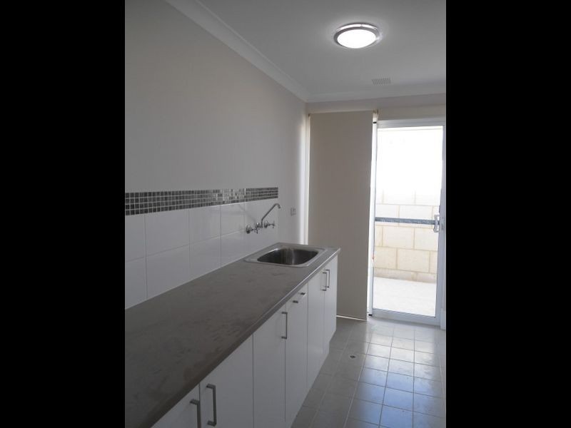 14 Holloways Ridge, Secret Harbour WA 6173