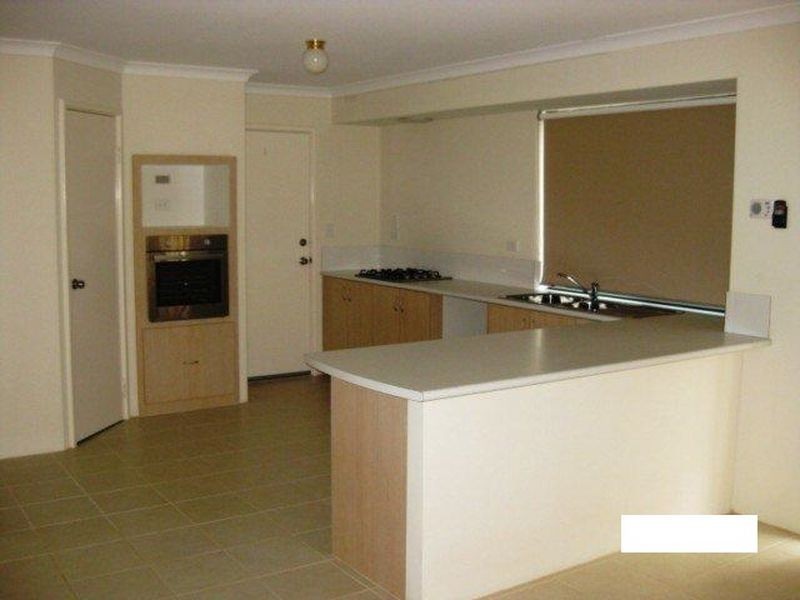 14 Fitzgibbon Road, Rockingham WA 6168