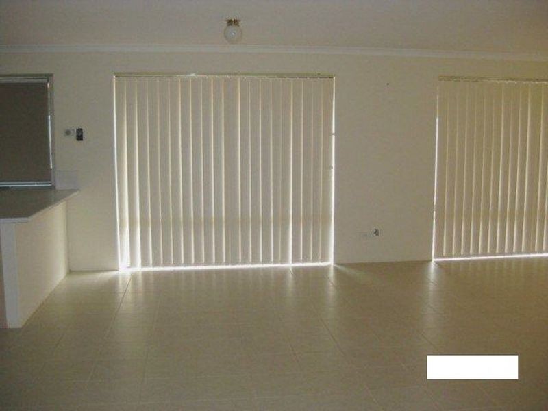 14 Fitzgibbon Road, Rockingham WA 6168