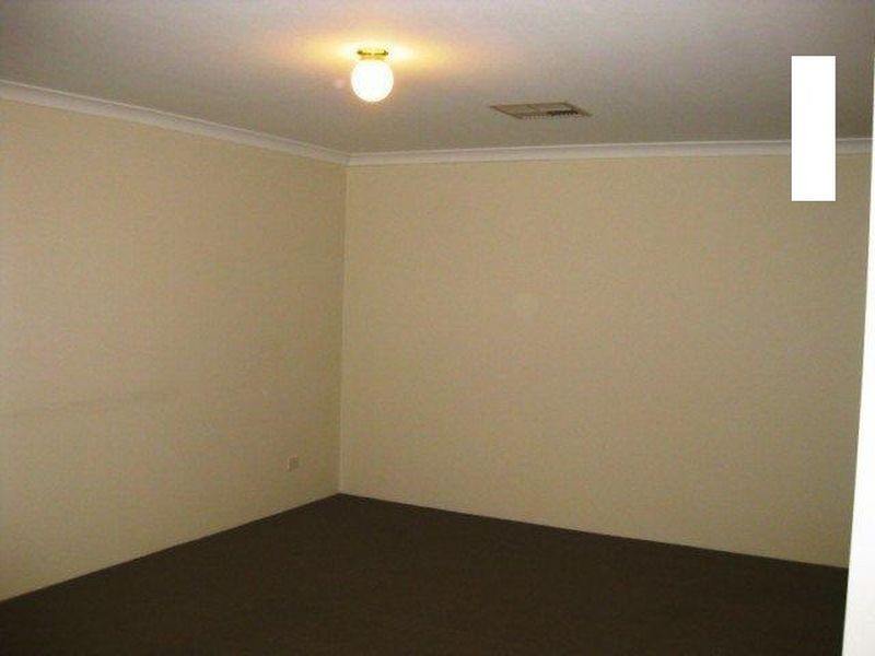 14 Fitzgibbon Road, Rockingham WA 6168