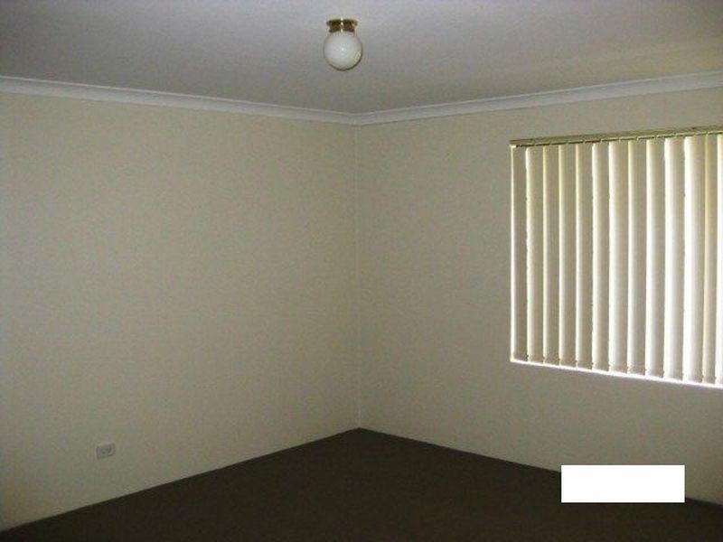 14 Fitzgibbon Road, Rockingham WA 6168