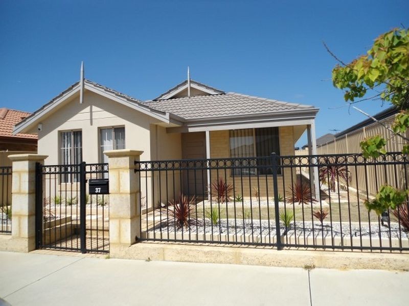 37 Datchet Turn, Bertram WA 6167