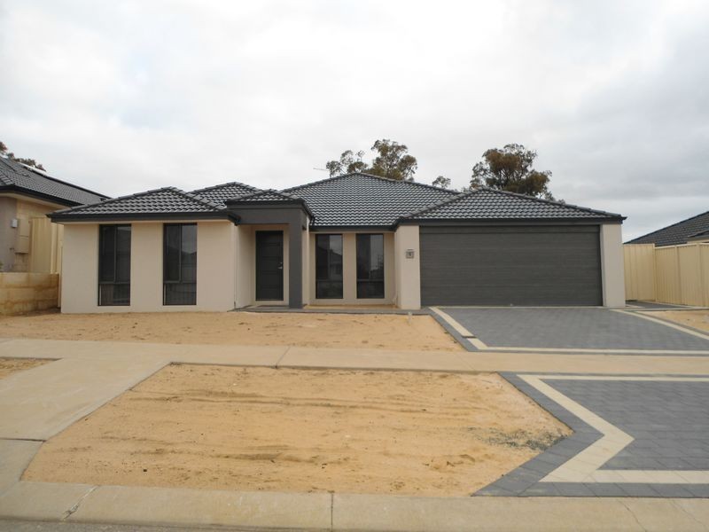 32 Wanderer Parkway, Baldivis WA 6171