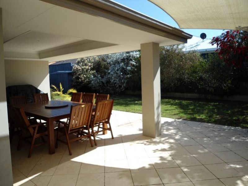 4 Poa Way, Baldivis WA 6171