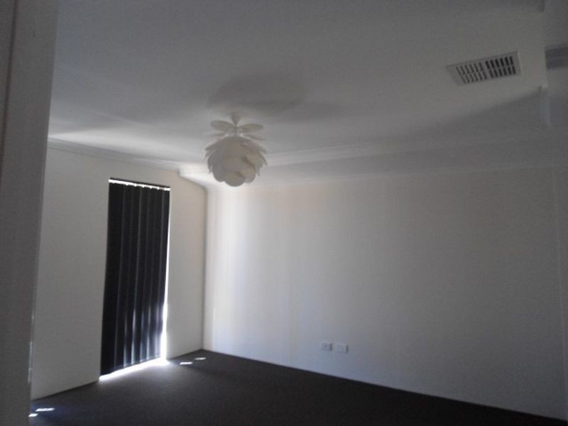 32 Wanderer Parkway, Baldivis WA 6171