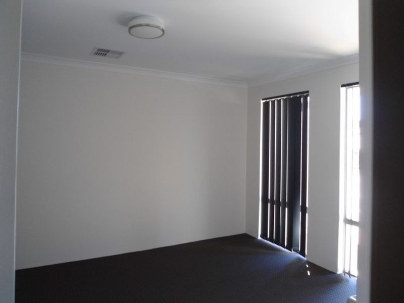 32 Wanderer Parkway, Baldivis WA 6171