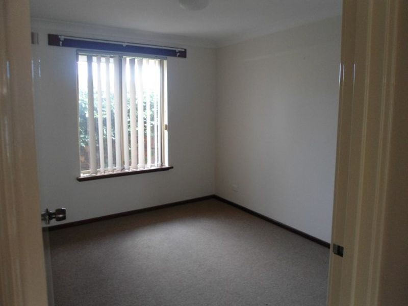 30 Kurrajong Road, Safety Bay WA 6169