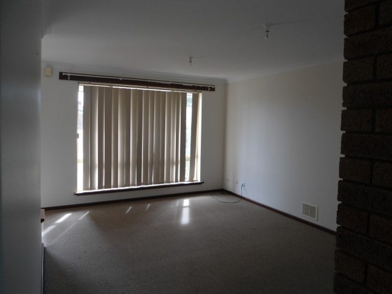 30 Kurrajong Road, Safety Bay WA 6169