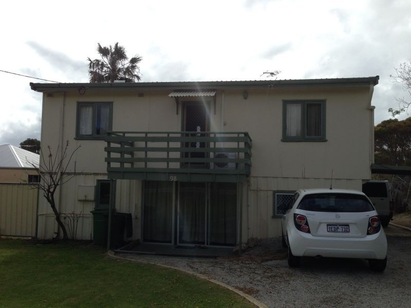 98 Lewington Street, Rockingham WA 6168
