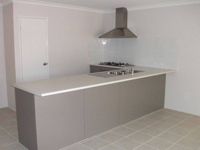2/23 Weld Street, Rockingham WA 6168