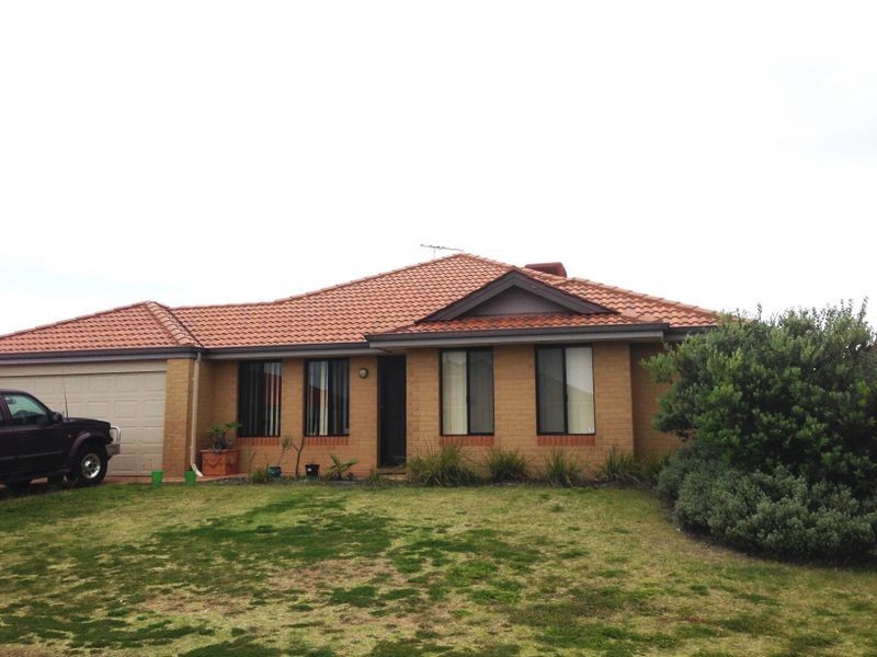 14 Knutsford Crescent, Port Kennedy WA 6172