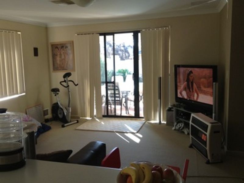 14 Knutsford Crescent, Port Kennedy WA 6172