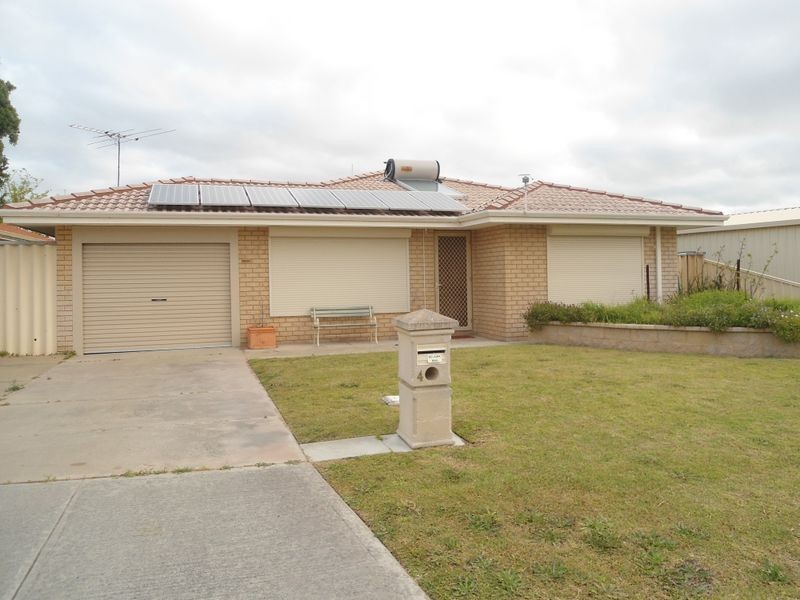 4 Tenella Mews, Warnbro WA 6169