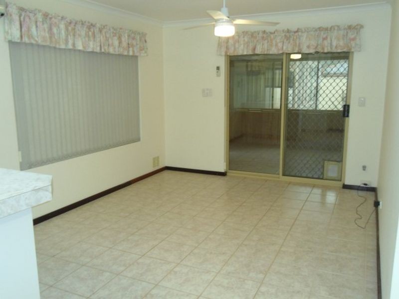 4 Tenella Mews, Warnbro WA 6169