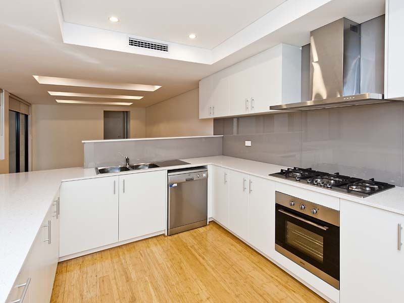 16 Devonshire Turn, Rockingham WA 6168