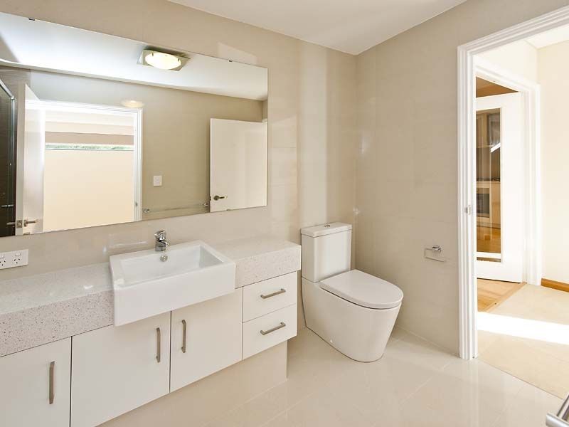 16 Devonshire Turn, Rockingham WA 6168