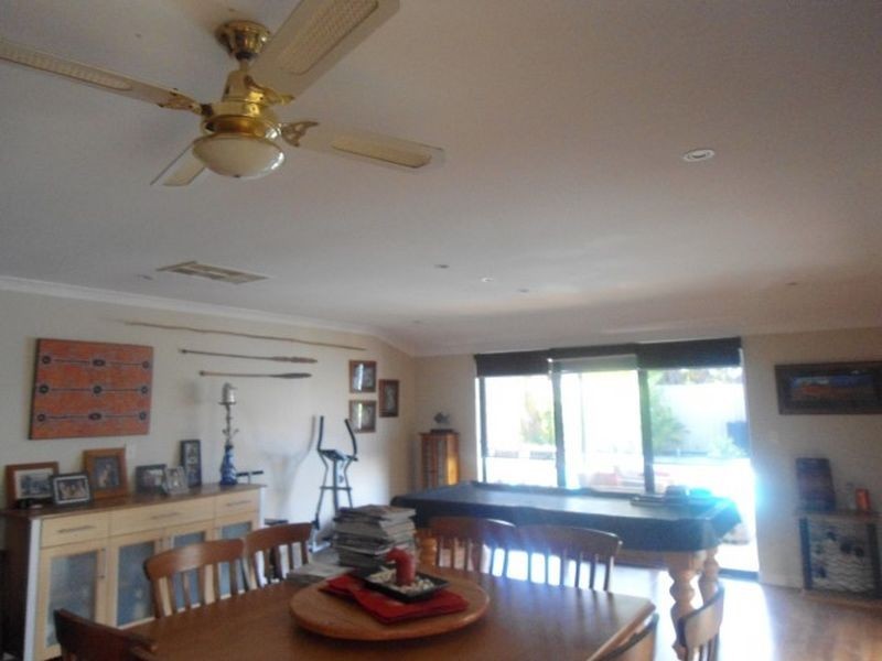 27 Saint Cloud Way, Port Kennedy WA 6172