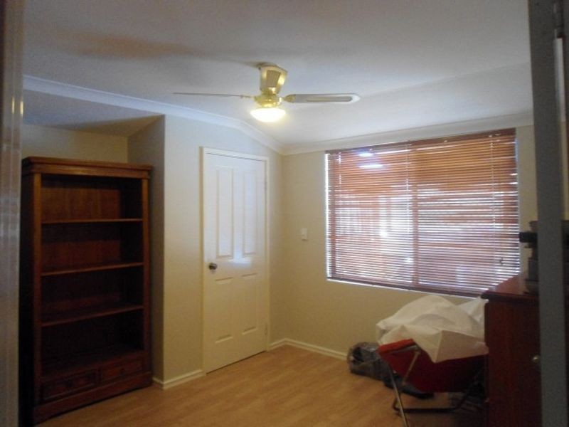 27 Saint Cloud Way, Port Kennedy WA 6172