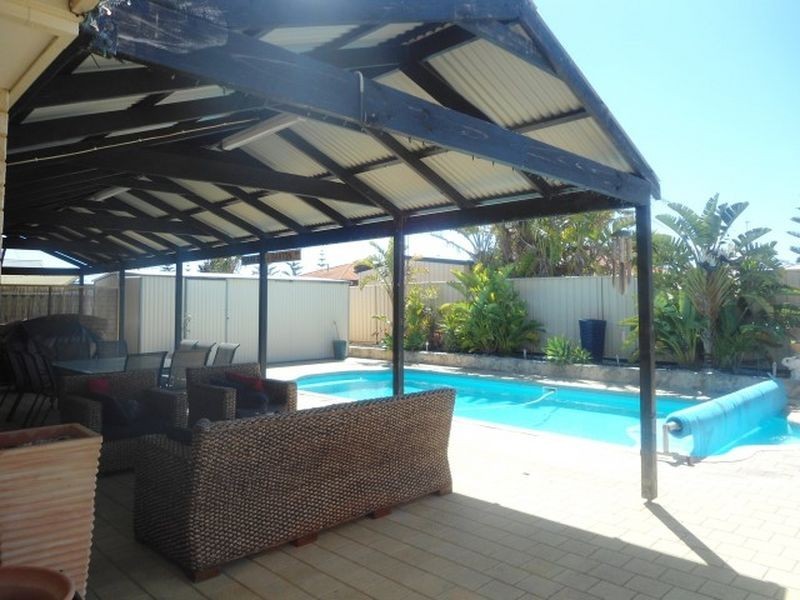 27 Saint Cloud Way, Port Kennedy WA 6172