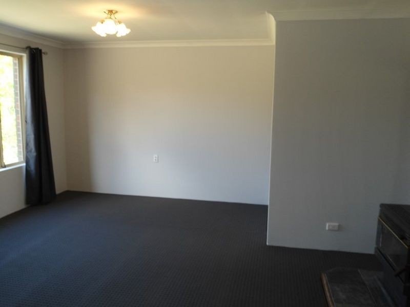 69 Mortimer Street, Wattleup WA 6166