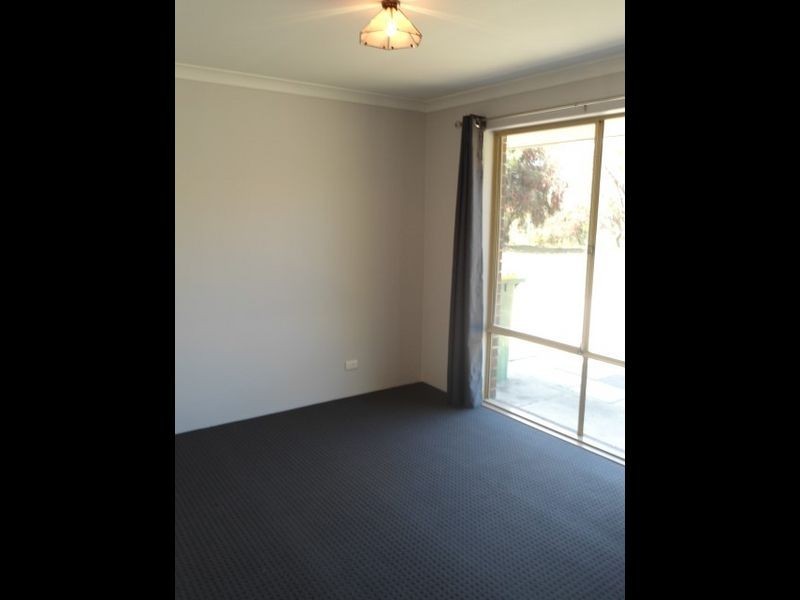 69 Mortimer Street, Wattleup WA 6166