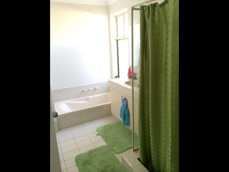 17B Dundee Close, Warnbro WA 6169