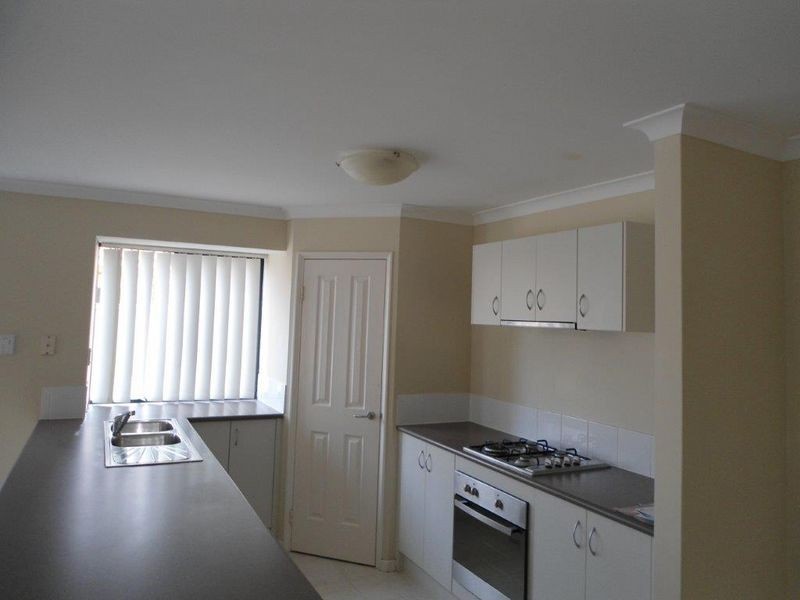 29 Lucky Bay Road, Secret Harbour WA 6173