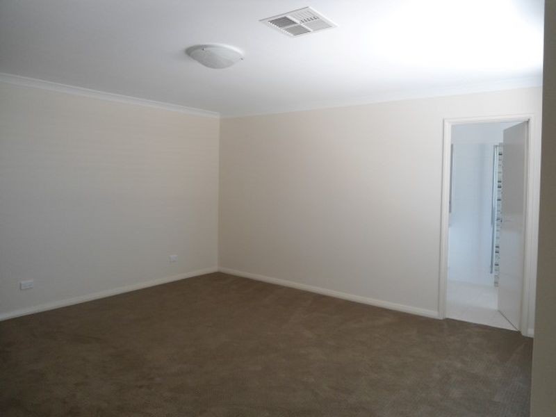 2/1 Ballys Turn, Baldivis WA 6171