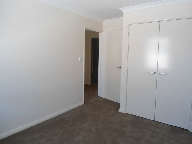 2/1 Ballys Turn, Baldivis WA 6171