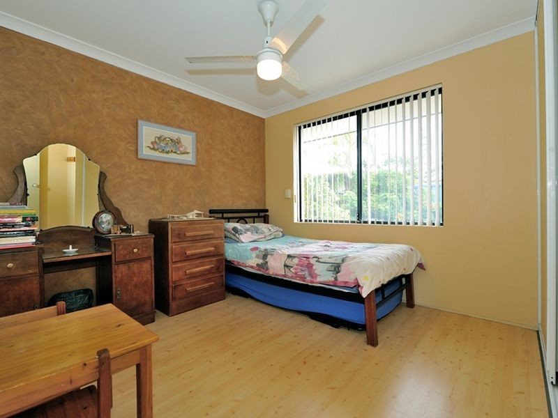 2 Galway Gardens, Warnbro WA 6169