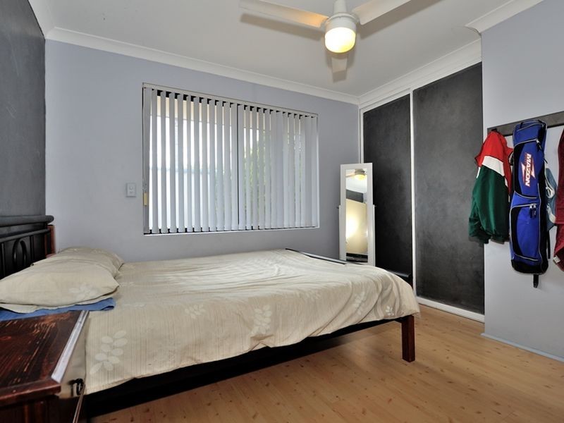 2 Galway Gardens, Warnbro WA 6169