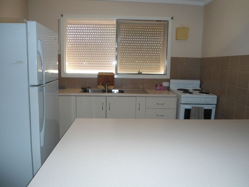 3 Crater Place, Rockingham WA 6168