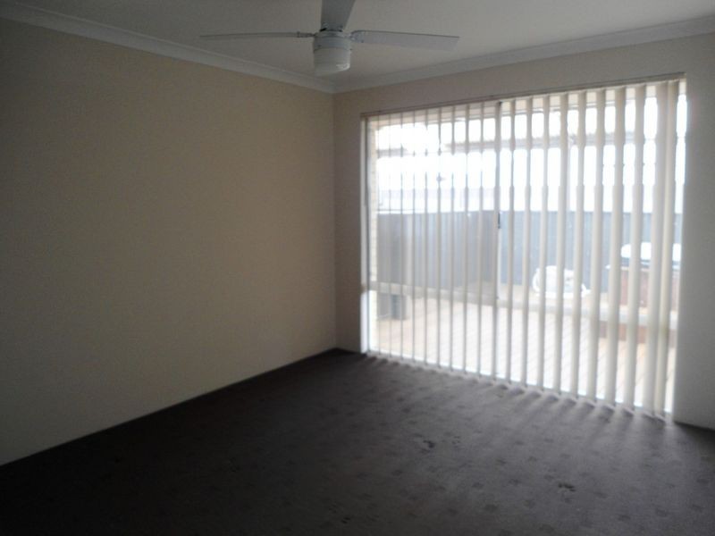 42 Lemongum Drive, Baldivis WA 6171