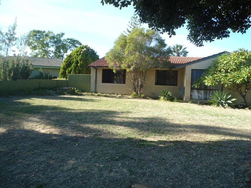 24 Park Drive, Cooloongup WA 6168