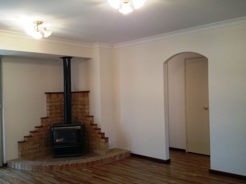 8 Moresby Grove, Rockingham WA 6168