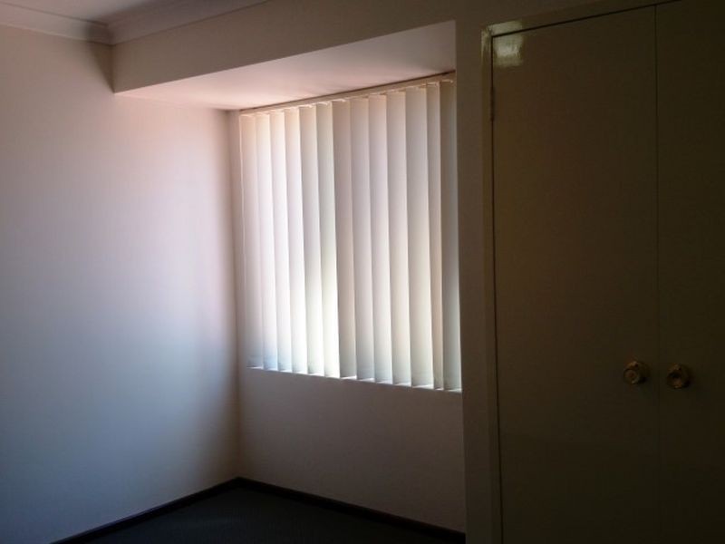 8 Moresby Grove, Rockingham WA 6168