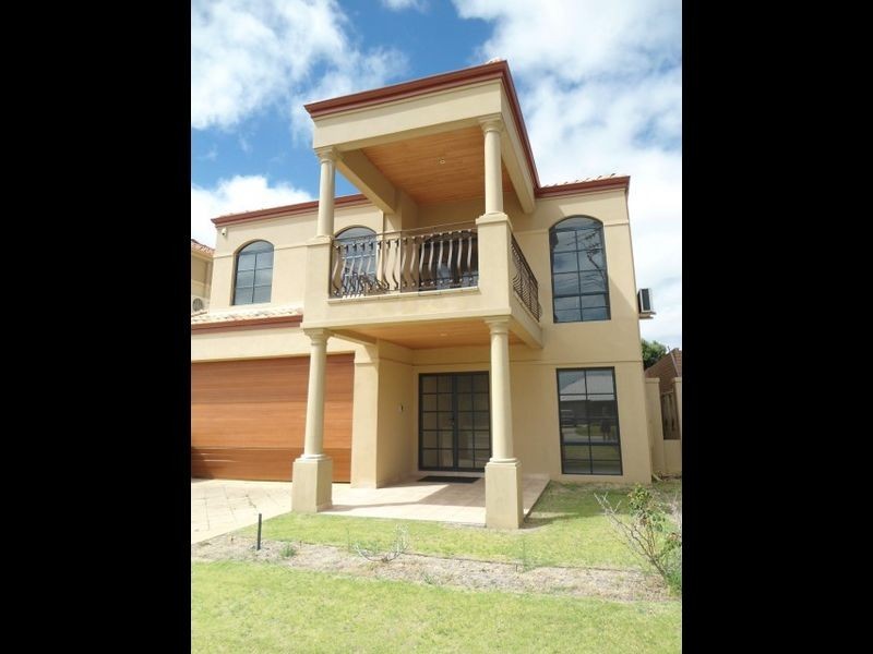 5D Hillman Street, Rockingham WA 6168