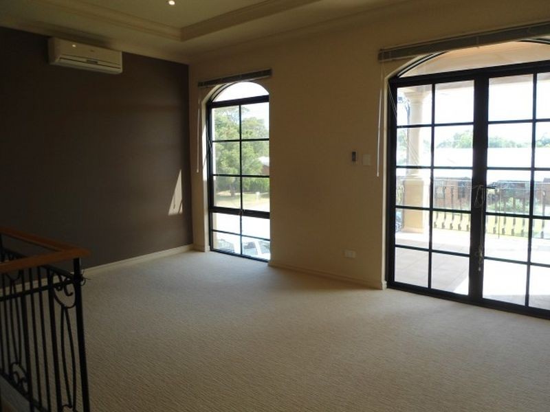 5D Hillman Street, Rockingham WA 6168