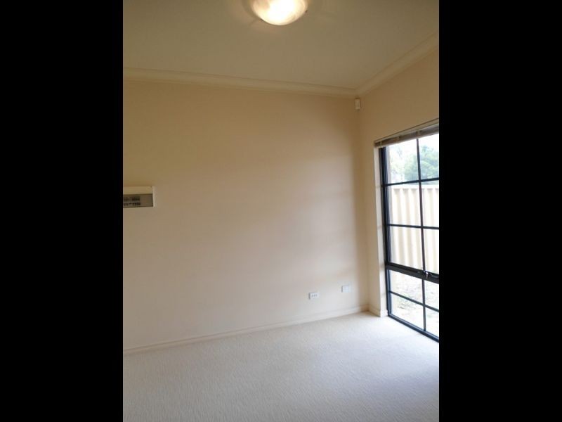 5D Hillman Street, Rockingham WA 6168