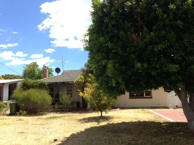 5 Apus Close, Rockingham WA 6168