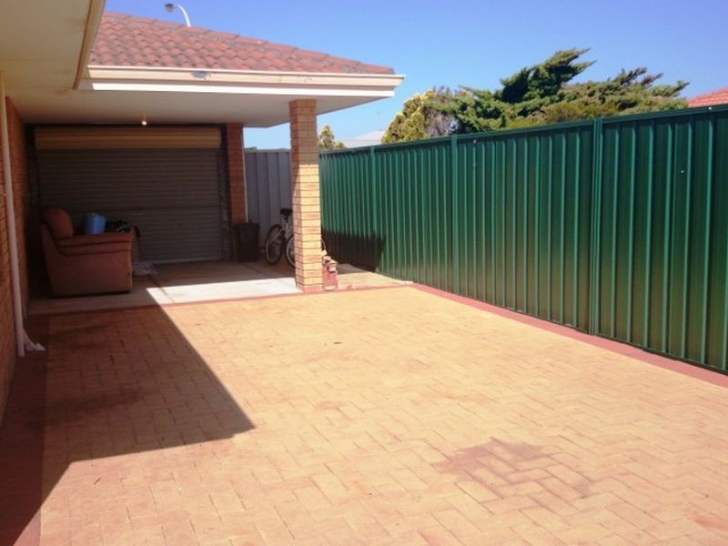 35 Mayflower Close, Port Kennedy WA 6172