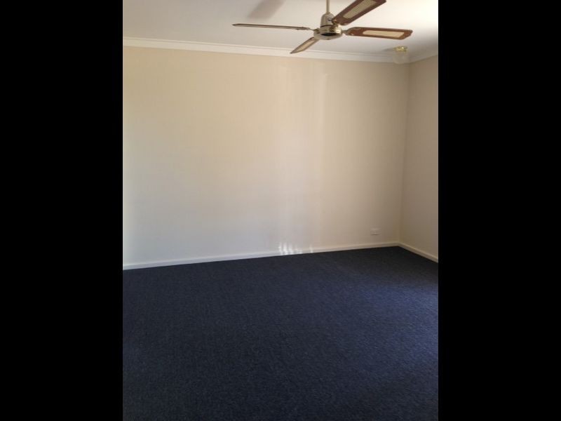 9 Townsend Road, Rockingham WA 6168