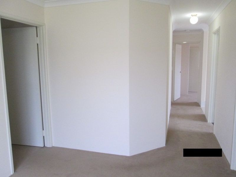 18 Kinsale Bend, Port Kennedy WA 6172